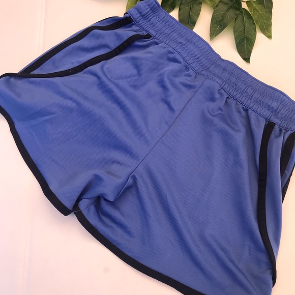 Adidas Runners Track Shorts - Picture 3 of 5